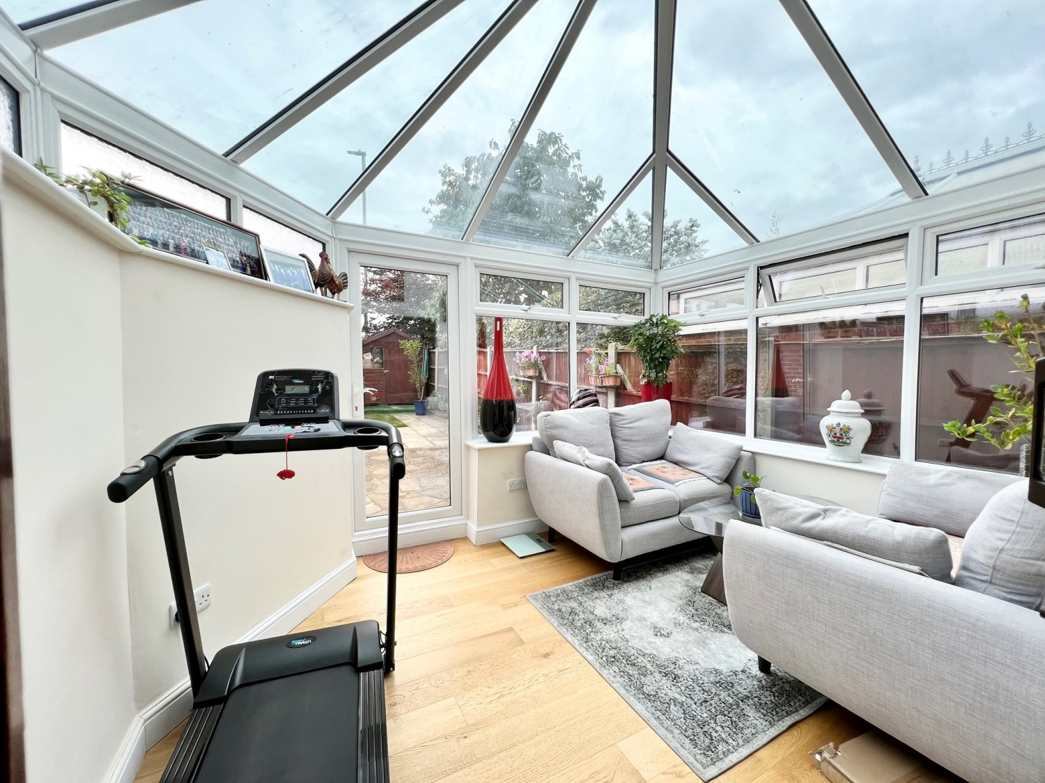 Compass Cottage Thorpe Lea Road, Egham Nevin And Wells